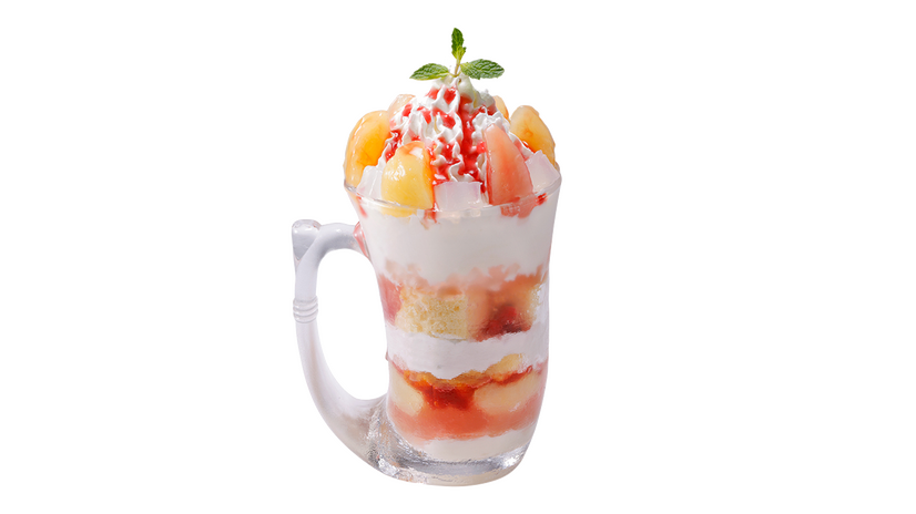 ジョッキパフェ（ピーチ）　1,690円（税込）