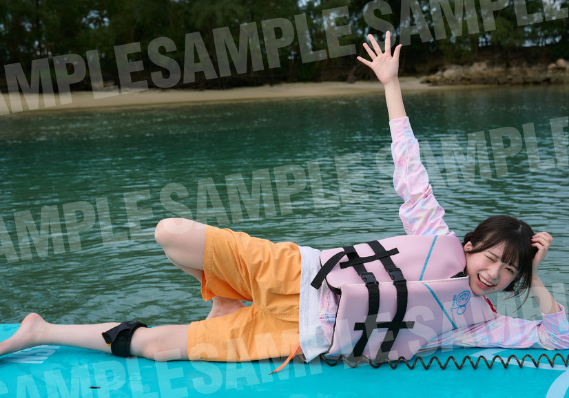 小久保柚乃の2nd写真集『こくぼづかん2』特典生写真画像　撮影：中村和孝　（C）中村和孝／小学館
