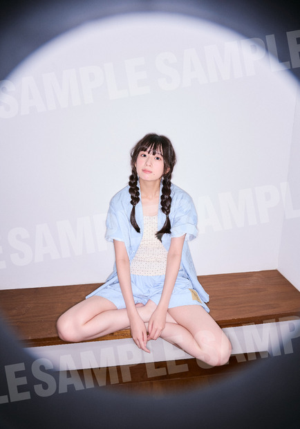 小久保柚乃の2nd写真集『こくぼづかん2』特典生写真画像　撮影：中村和孝　（C）中村和孝／小学館
