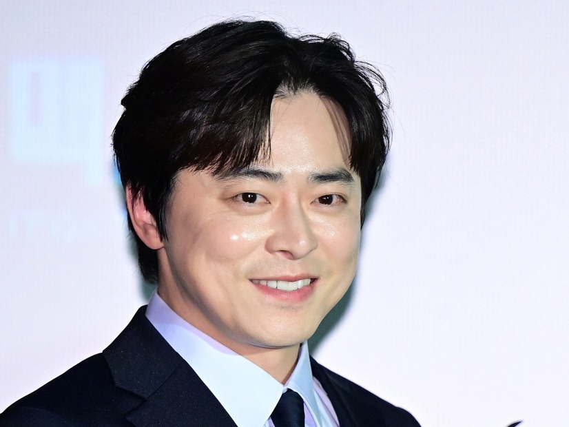 出演作が日本公開控える『賢い医師生活』俳優、個人事務所名義のビル売却で約7億円の利益