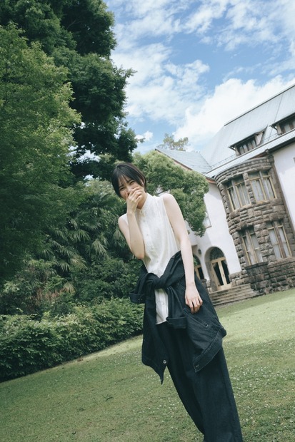 的野美青「B.L.T.2025年8月号」（東京ニュース通信社刊）撮影／前康輔