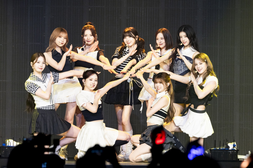 香港単独公演『2025 NiziU FAN-CON ｰNiziUniverseｰ in Hong Kong』コンサート写真　撮影：河村美貴（田中聖太郎写真事務所）