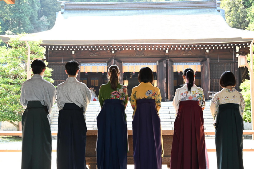 新ドラマ『ちはやふる－めぐり－』（日本テレビ）のヒット祈願　（C）日本テレビ
