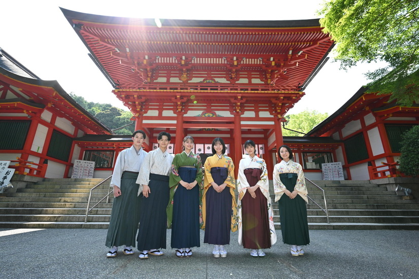 新ドラマ『ちはやふる－めぐり－』（日本テレビ）のヒット祈願　（C）日本テレビ