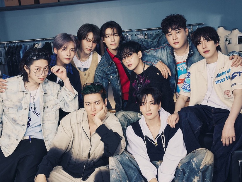 SUPER JUNIOR、“デビュー20周年”カムバックが華やかに始動！笑いと感動に包まれたショーケース
