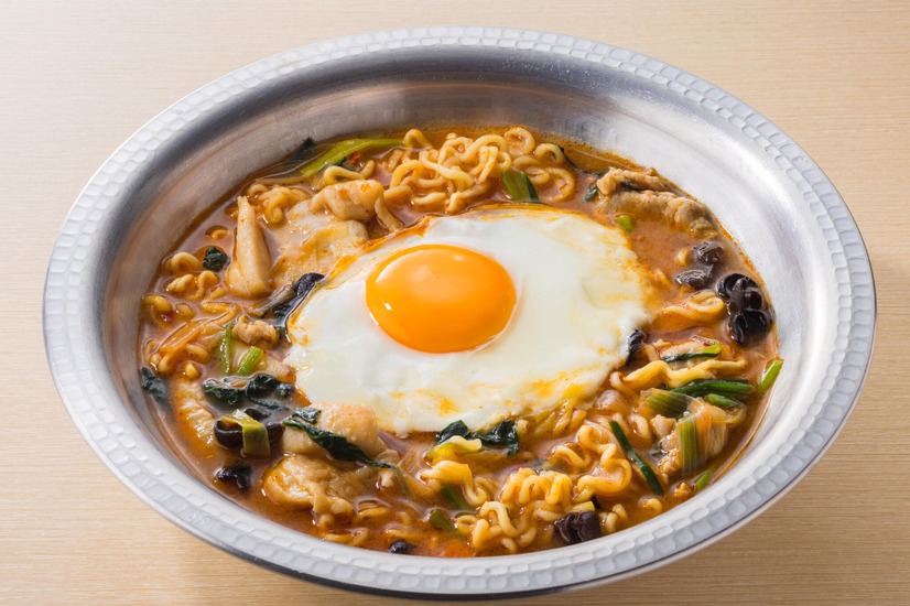 大人気の即席麺「辛ラーメン」がしゃぶ葉に初登場