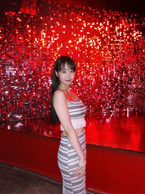 写真は加藤夕夏の公式インスタグラム