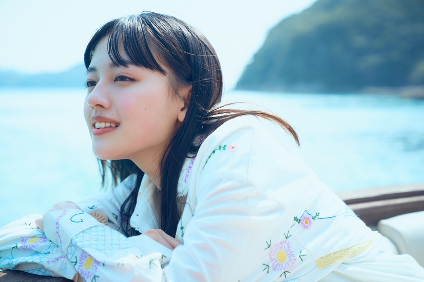 上坂樹里1st写真集『日日是好日』／幻冬舎（撮影：神藤剛）