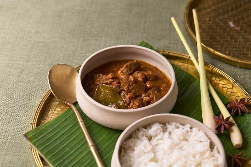 成城石井カレーフェア「ようこそ！カレー沼へ」