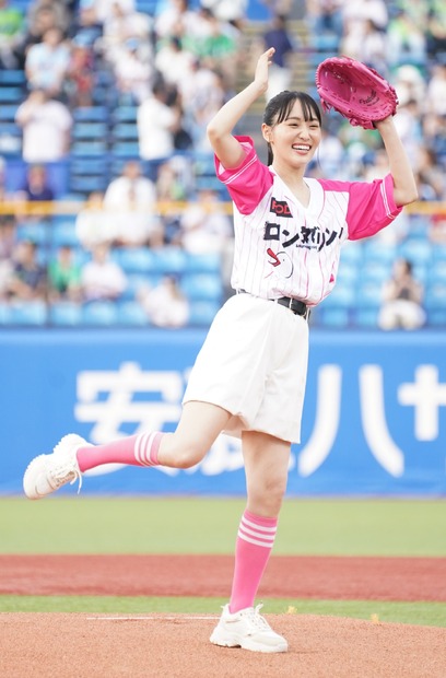 菅井友香【写真：竹内みちまろ】