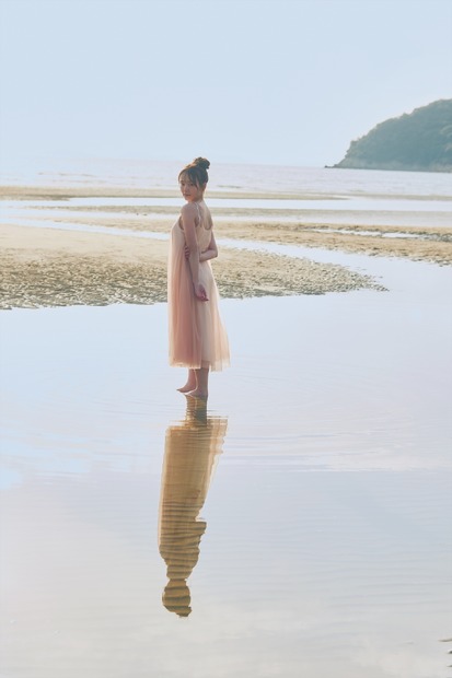 高畑結希1st 写真集『ひとりじめ。』（白夜書房）　撮影／藤原宏