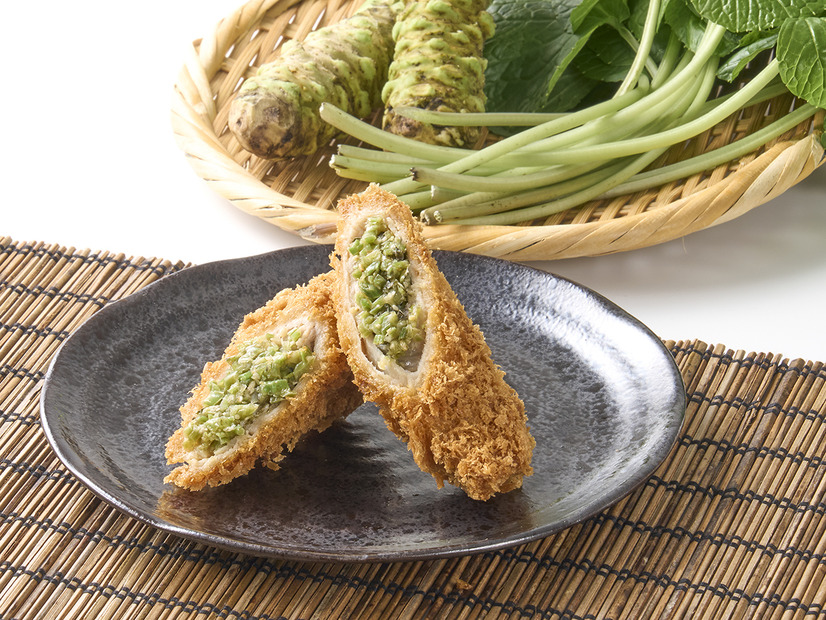 安曇野産茎わさびの巻きかつ　400円（税込）