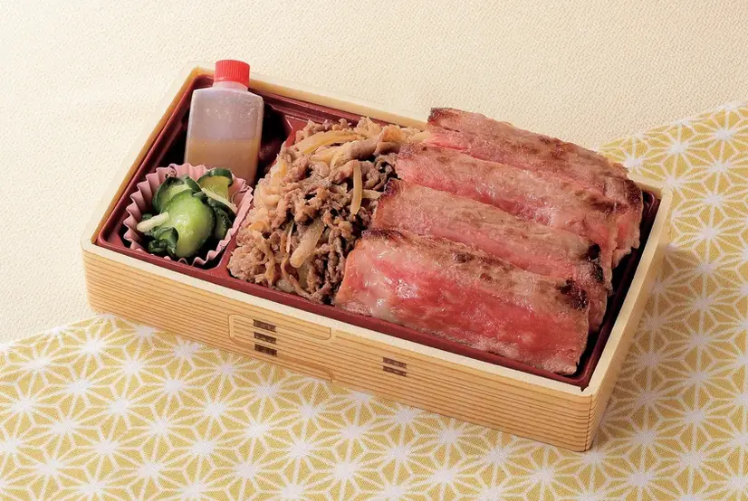 佐賀牛サーロインステーキすき焼き弁当　2,268円(1折)