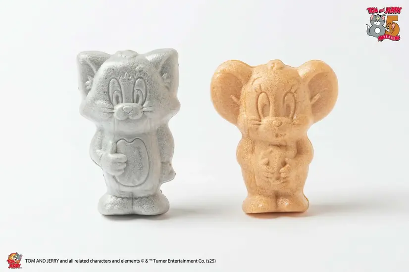 HKDSTOY「トムとジェリー モナカ チョコレート＆チーズ味」4個入（ひつじや謹製）2,160円　TOM AND JERRY and all related characters and elements © & ™ Turner Entertainment Co. (s25)