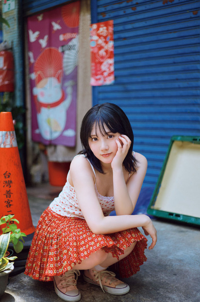 AKB48・田口愛佳1st写真集（C）ワニブックス