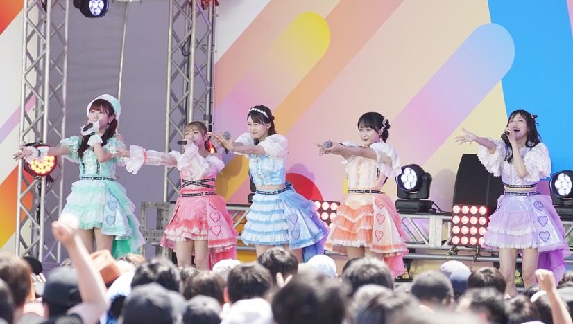 i☆RIS【写真：竹内みちまろ】