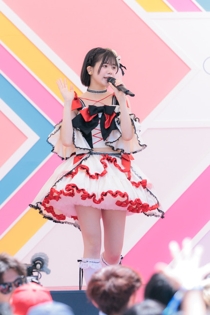 竹内ななみ