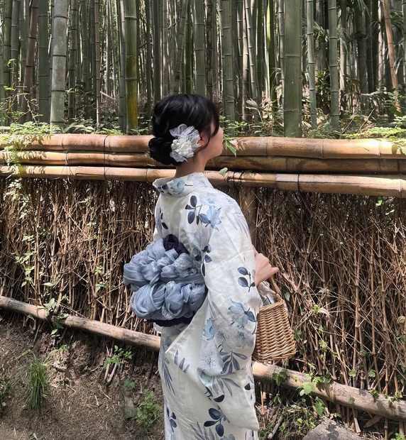 百田汐里（写真は百田汐里の公式インスタグラムから）※所属事務所に掲載許諾をもらってます