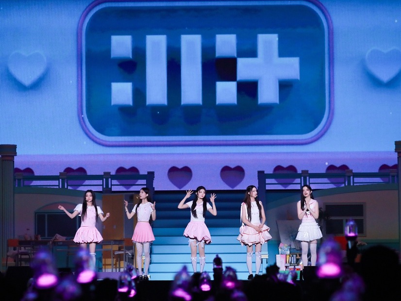 涙のスピーチも…ILLIT、初の日本ファンコンサート「2025 ILLIT GLITTER DAY IN JAPAN」が開幕！