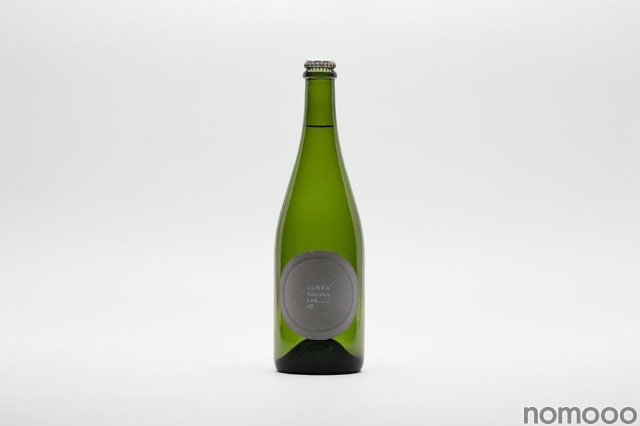 【haccoba＆ミシュラン一つ星LURRA° コラボ】スパークリング日本酒「Topa!」が登場