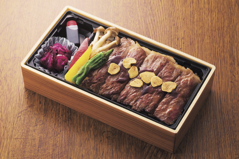 「近江牛ステーキ重」2,970円(1折)