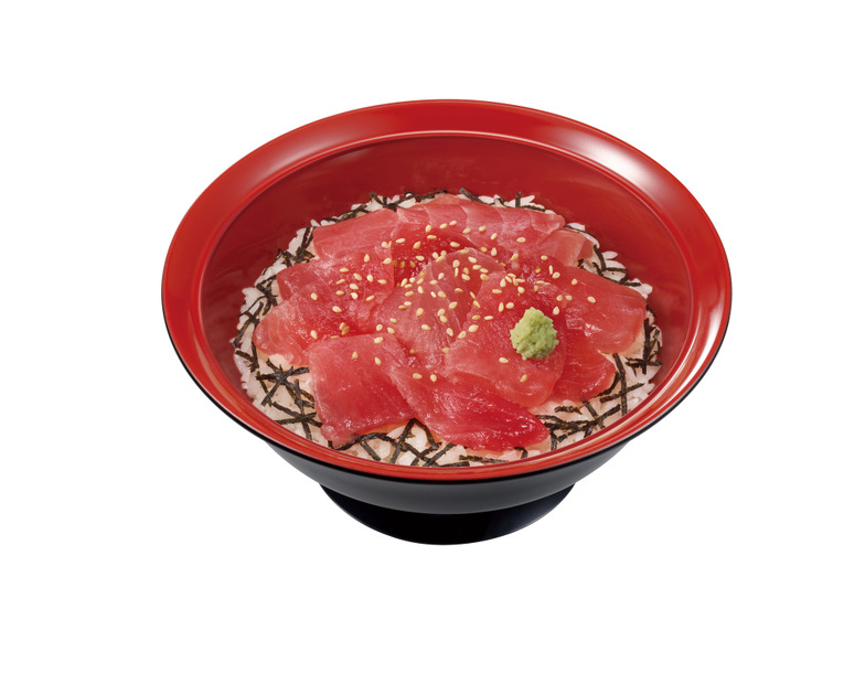 まぐろ鉄火丼（並盛）830円　
