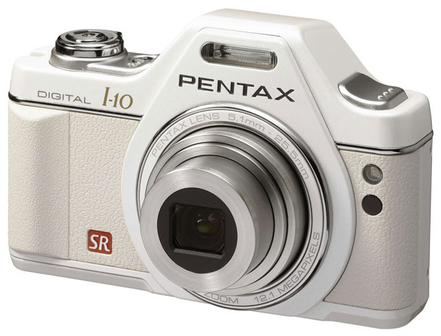 「PENTAX Optio I-10」（パールホワイト）