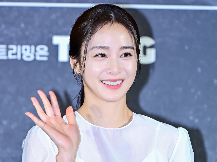 “韓国で最も美しい女優”キム・テヒ「夫がたくさん支えてくれた」　グローバルシリーズ進出作で英語の苦労も