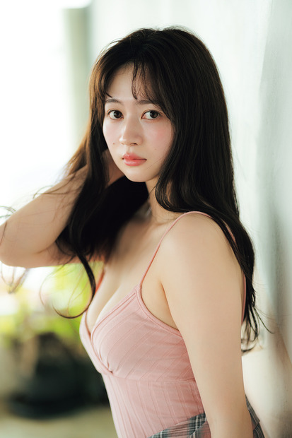 江籠裕奈3rd写真集「I DO Love」　撮影／カノウリョウマ. 発売／光文社