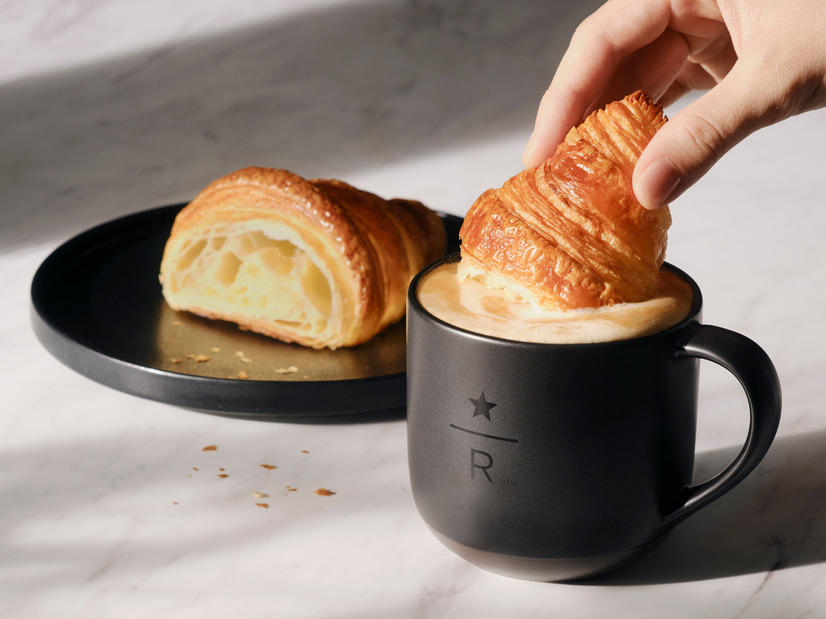 ミラネーゼのようにラテとコルネッティを堪能する「ディップ」スタイル！