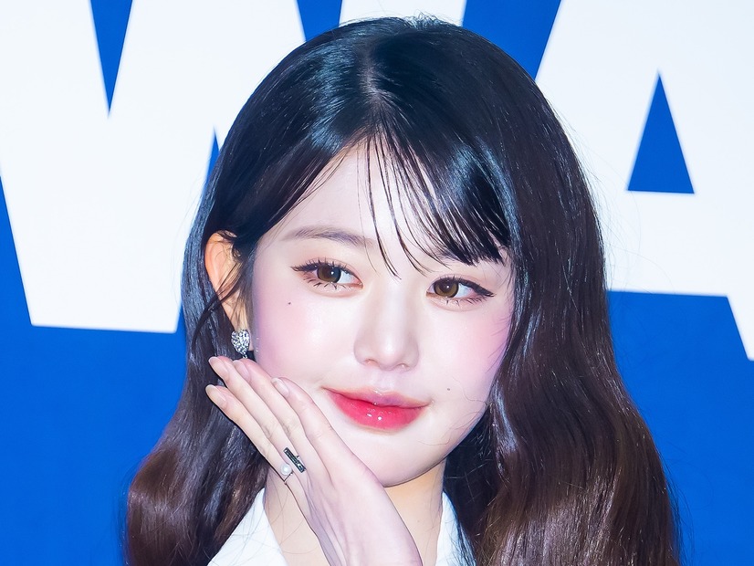 IVE・ウォニョン、入隊!?可愛すぎる軍服姿が話題、厳しい訓練に「ここタクシー捕まりますか？」