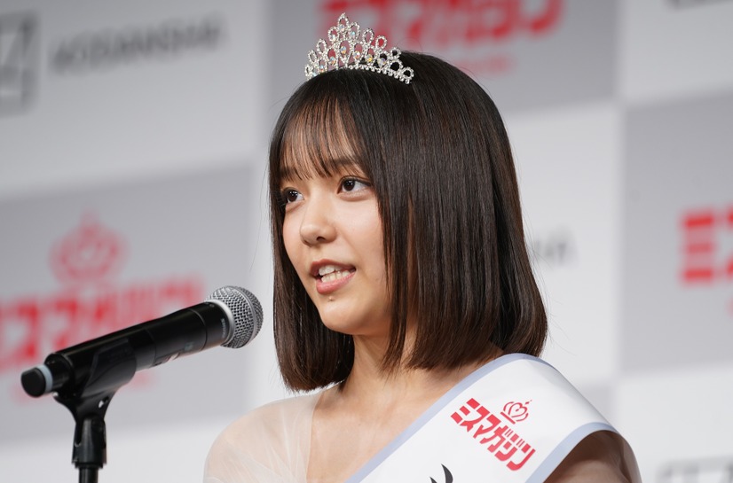 江下晏梨【写真：竹内みちまろ】