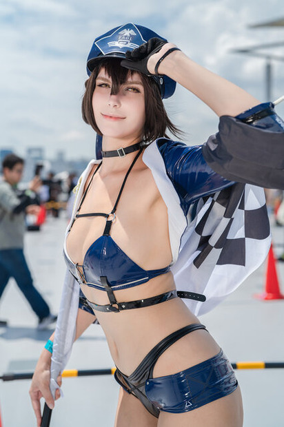 ボルチモア『アズールレーン』／ネトーチカ（X：@neti_jp）