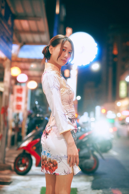 古畑奈和2nd写真集「知らない私」 　撮影／岡本武志　発売／光文社