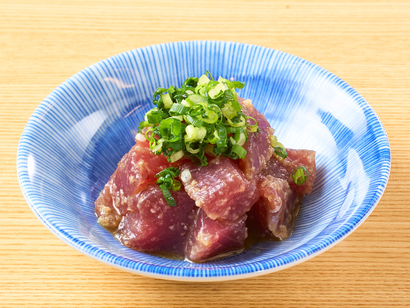 鰹の塩ユッケ（税込439円）