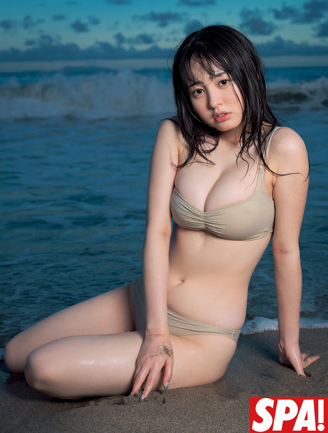 撮影：唐木貴央/ヘアメイク：新井祐美子/スタイリング：菊地文子