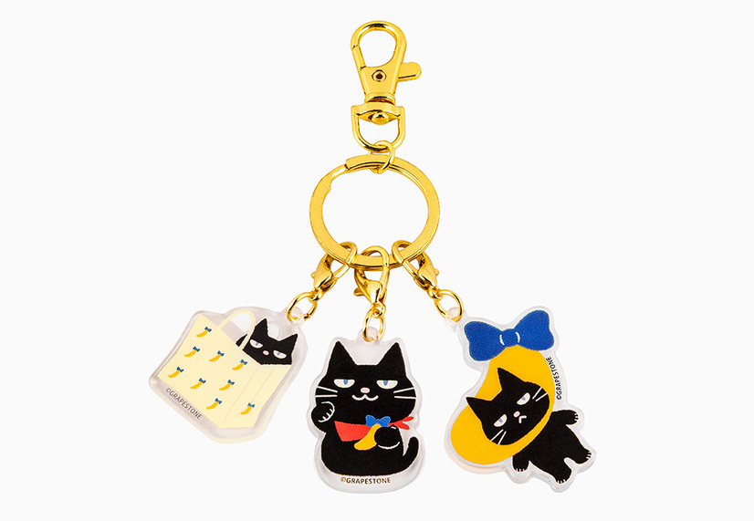 アクリルキーホルダー 600円(本体価格546円)