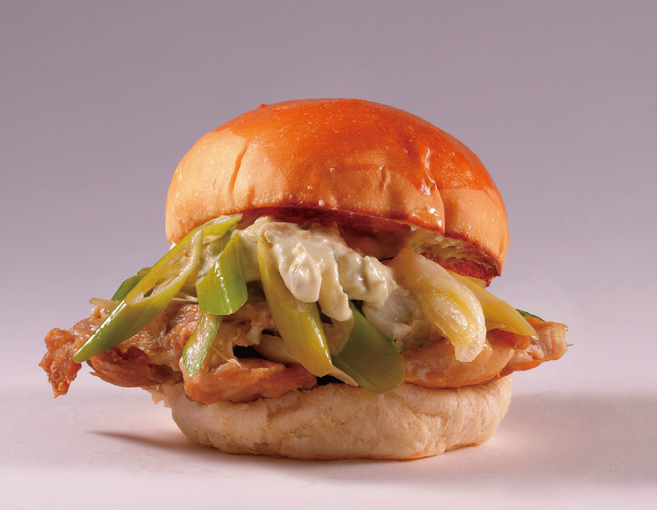 ＜焼鳥バーガー 岩塩　YAKITORI BURGER Rocksalt＞￥500