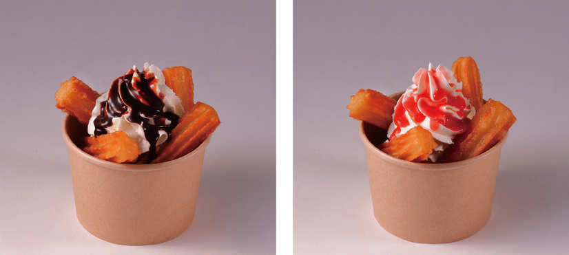 ＜チュロパフェ　チョコ／いちご　CHURRO PARFAIT Chocolate/Strawberry＞￥500