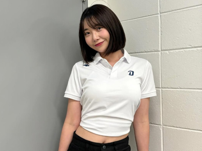 韓国サッカーの美人チアガール、“目のやり場に困る”至近距離SHOTでファン悩殺！「ビューティフル」【PHOTO】