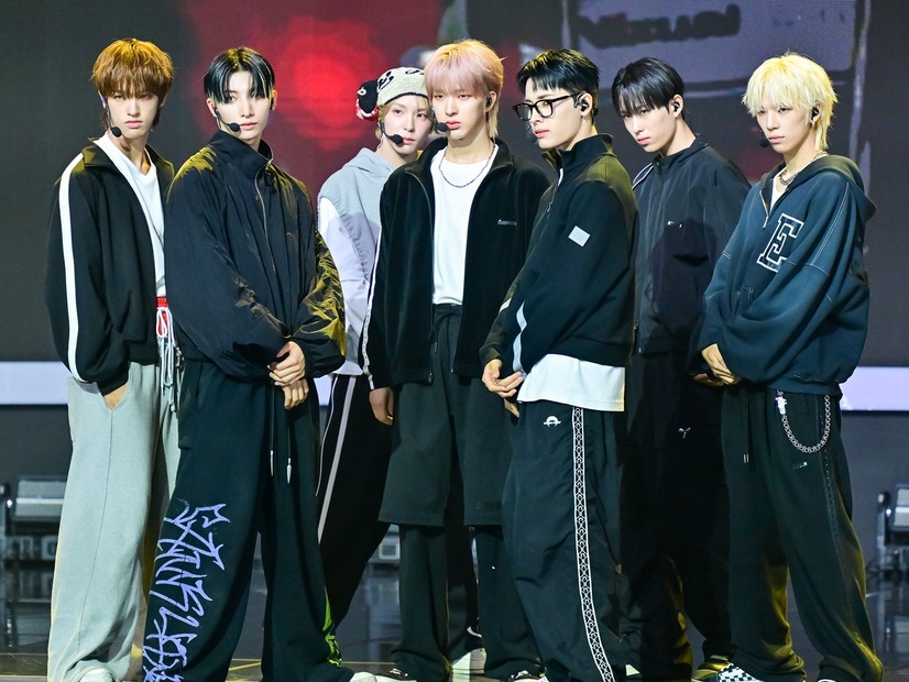 “NiziUの弟”NEXZ、6カ月ぶりの韓国ALタイトル曲は『Beat-Boxer』！メンバー全員が作詞に参加の収録曲も