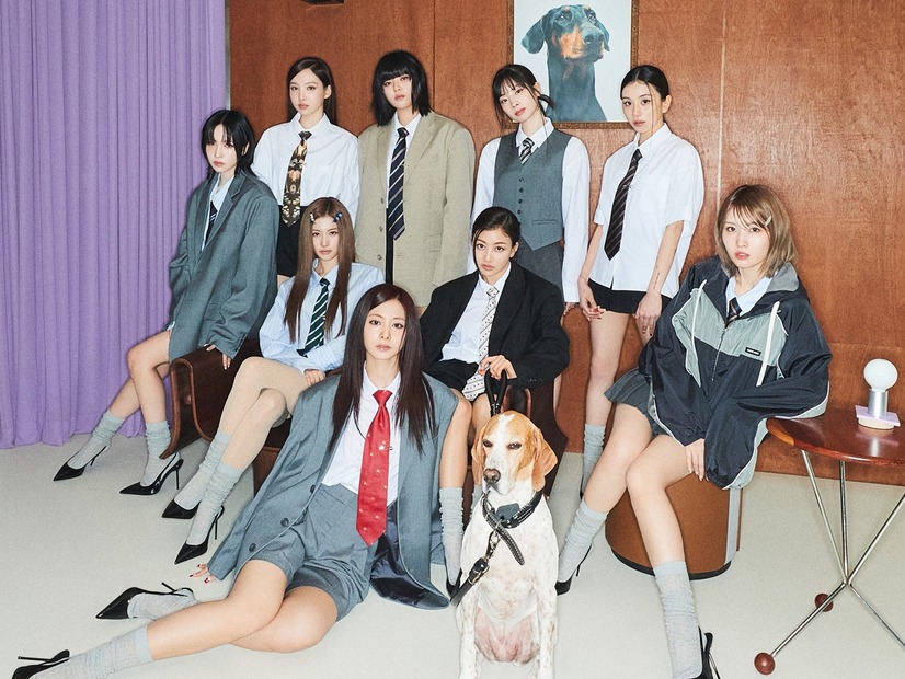 TWICE、“ドタバタ劇”の登場人物に!?海外ドラマ風の『ME＋YOU』MVティザーが好奇心を刺激