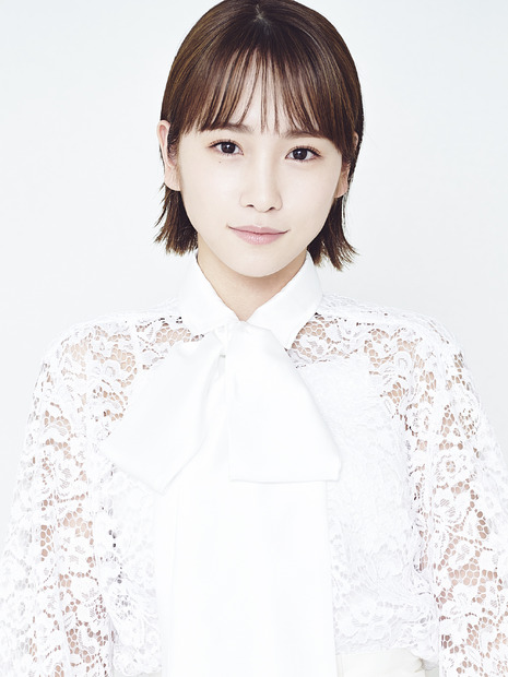 川栄李奈