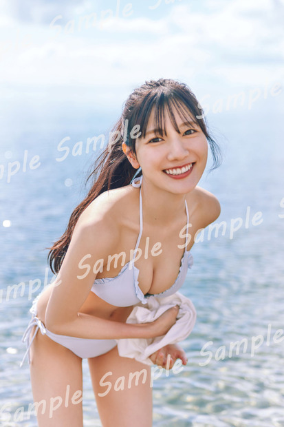【HMV&BOOKS SHIBUYA】日向坂46・河田陽菜『2nd写真集』撮影／SAKAI DE JUN（C）竹書房