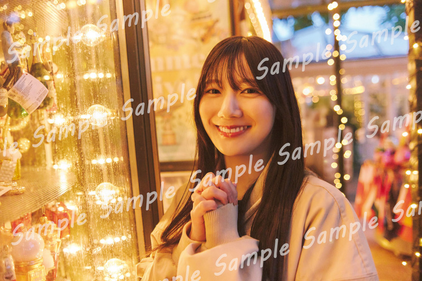 【書泉グループ】日向坂46・河田陽菜『2nd写真集』撮影／SAKAI DE JUN（C）竹書房