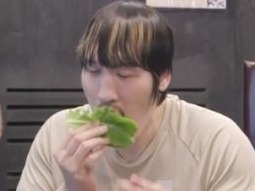 巨人チェ・ホンマンの爆食いぶりに驚愕「食費は月に100万、焼酎は30本」