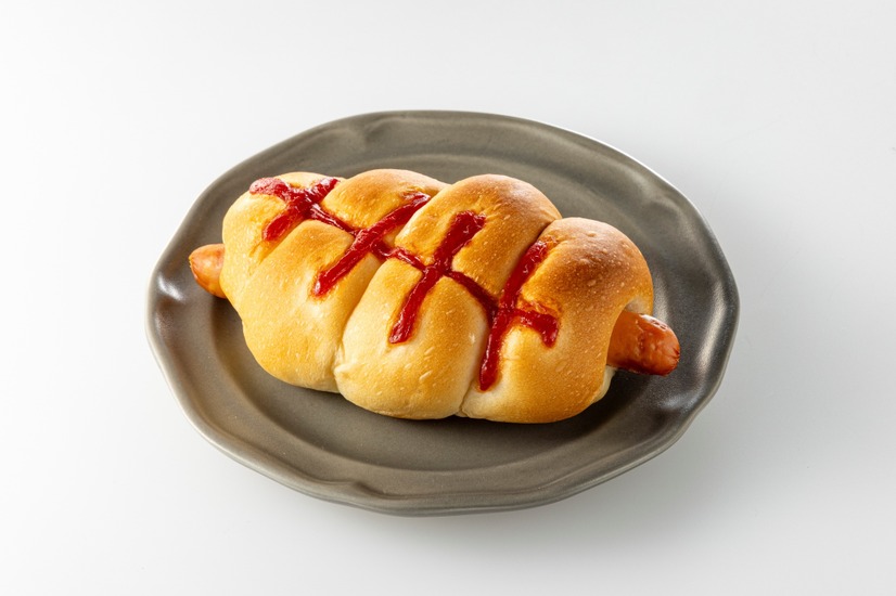 くるくるソーセージロール（税込181.44円）