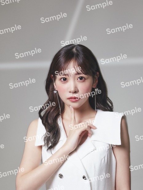 櫻井優衣（FRUITS ZIPPER）（撮影：西槇太一 スタイリスト：馳尾潤子（Jstyles） ヘアメイク：里吉かなで 提供：BEEEEM編集部）