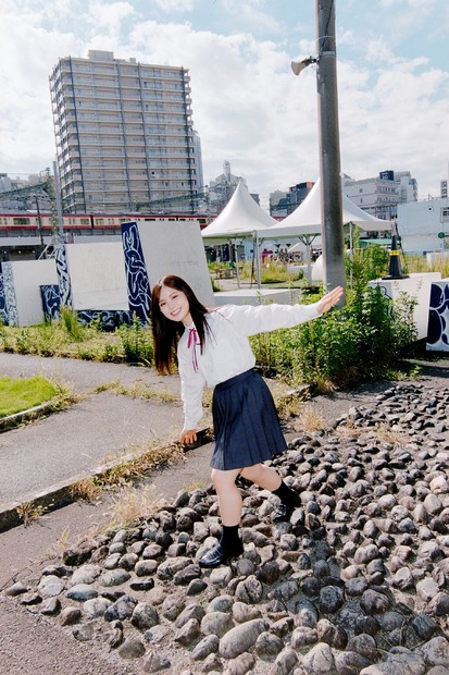 「B.L.T.2025年12月号」（東京ニュース通信社刊） 撮影／小見山峻