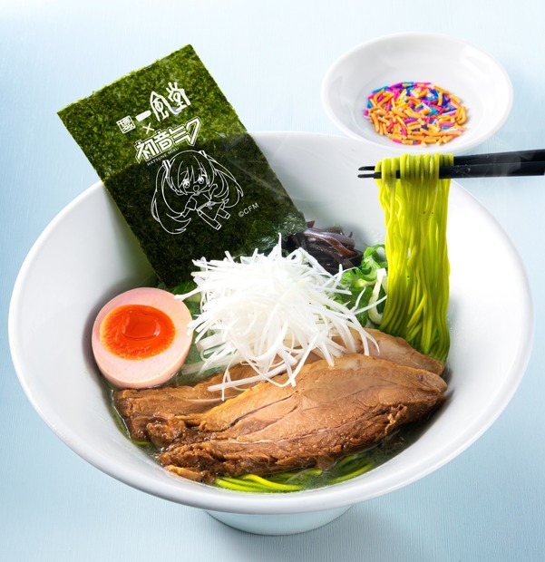 初音ミクコラボラーメン＜青＞1,600円（税込）